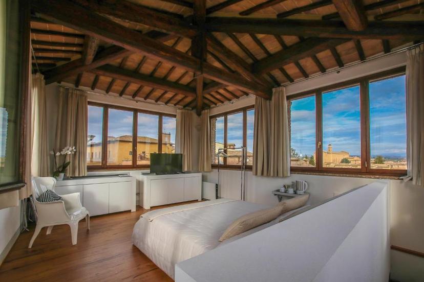 B&B Le Logge Luxury Rooms image 1