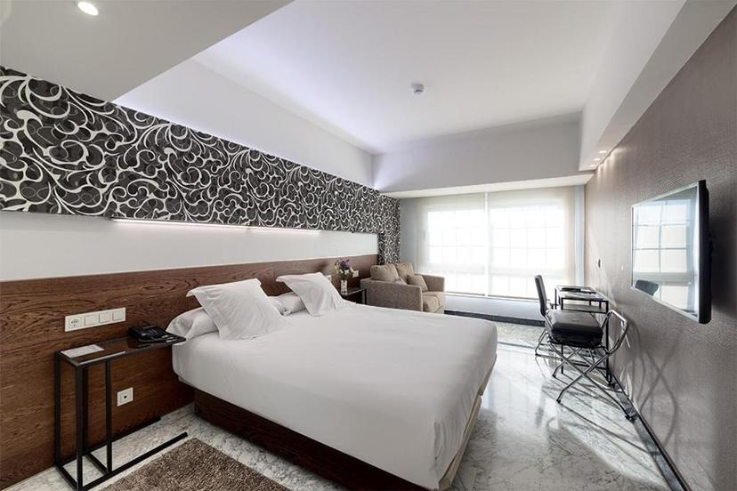 Hotel Avenida image 2