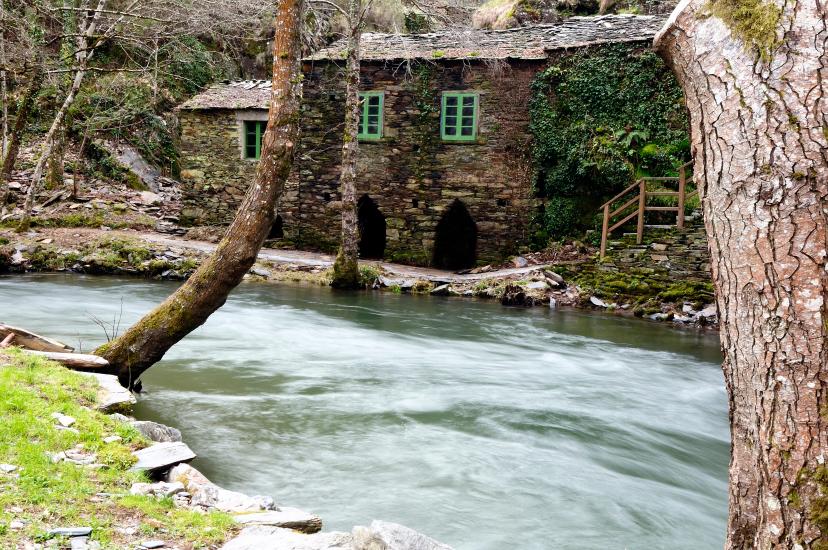 Molino de Baleira en A Cortevella (A Fonsagrada, Lugo)